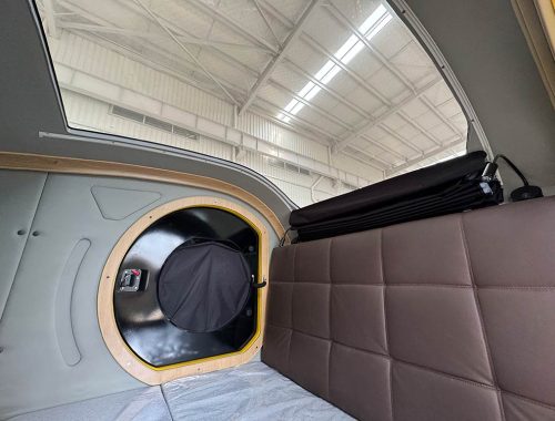 Mini-Trailer-On-Road-09