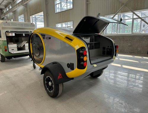 Mini-Trailer-On-Road-16